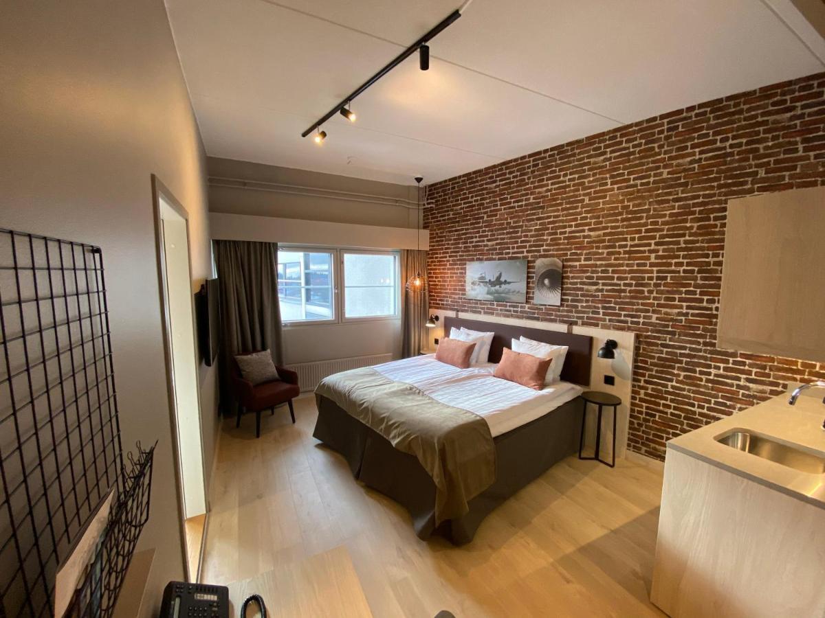 Standard Family Room with Kitchenette (5 Adults),968141920:JPEG