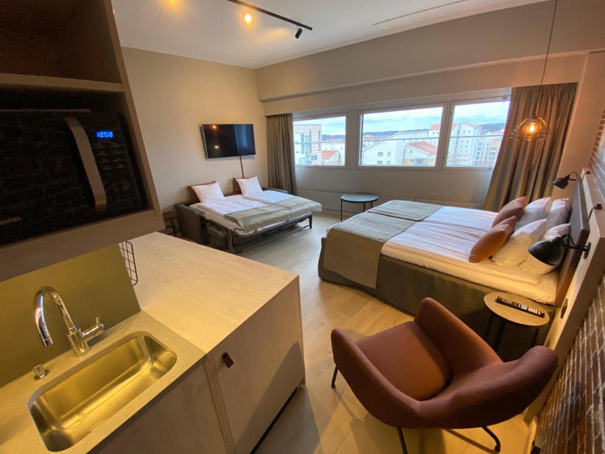 Standard Family Room with Kitchenette (4 Adults),973852108:JPEG